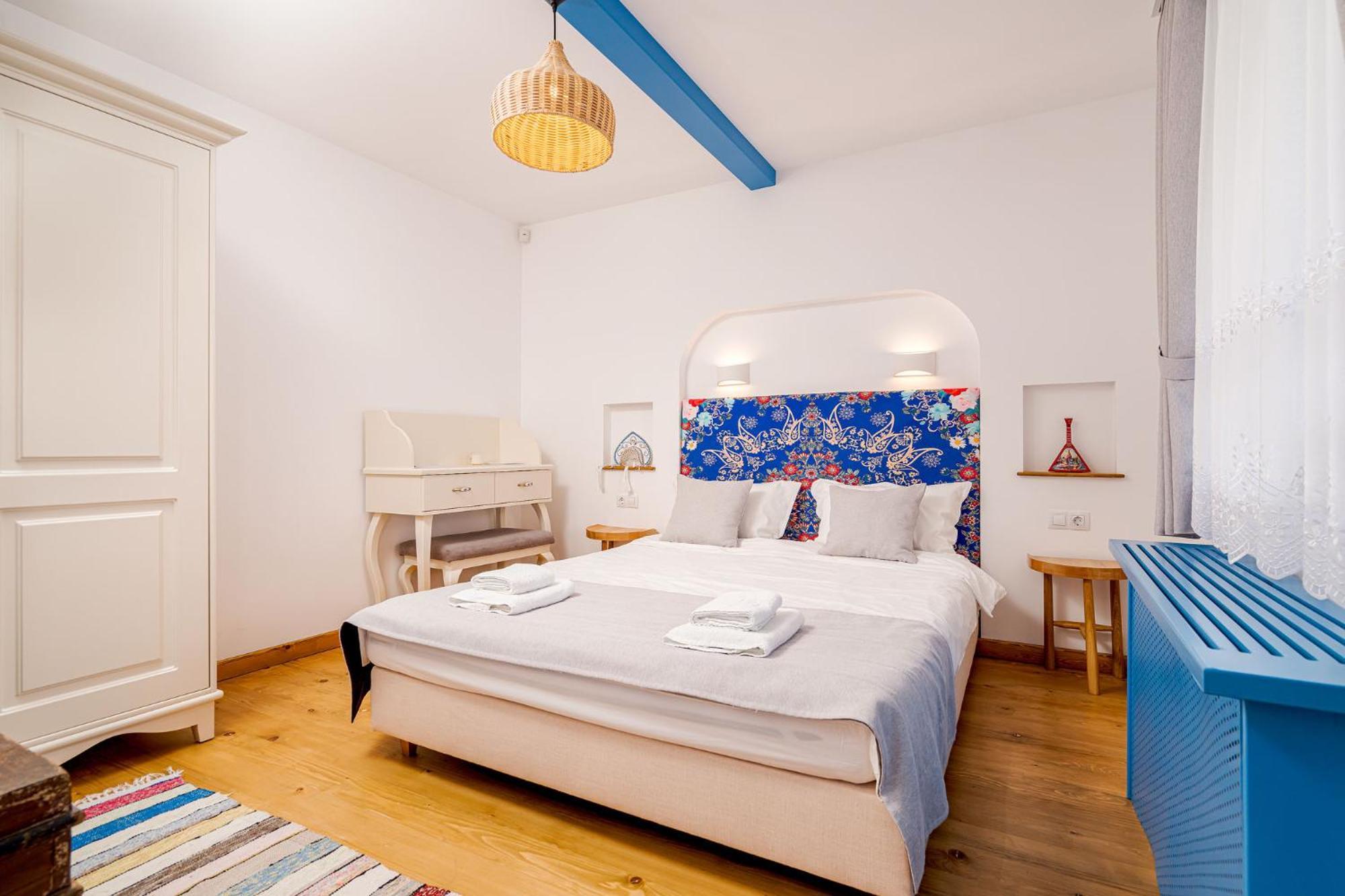 Casa Filip Din Sarichioi Hotel Ngoại thất bức ảnh